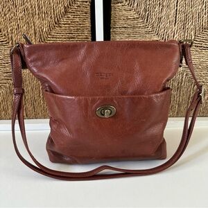 Margot leather purse